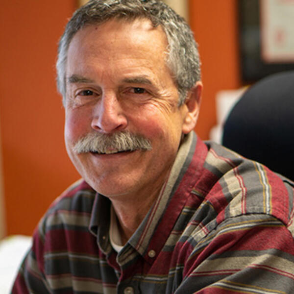 Headshot of Robert Cowen
